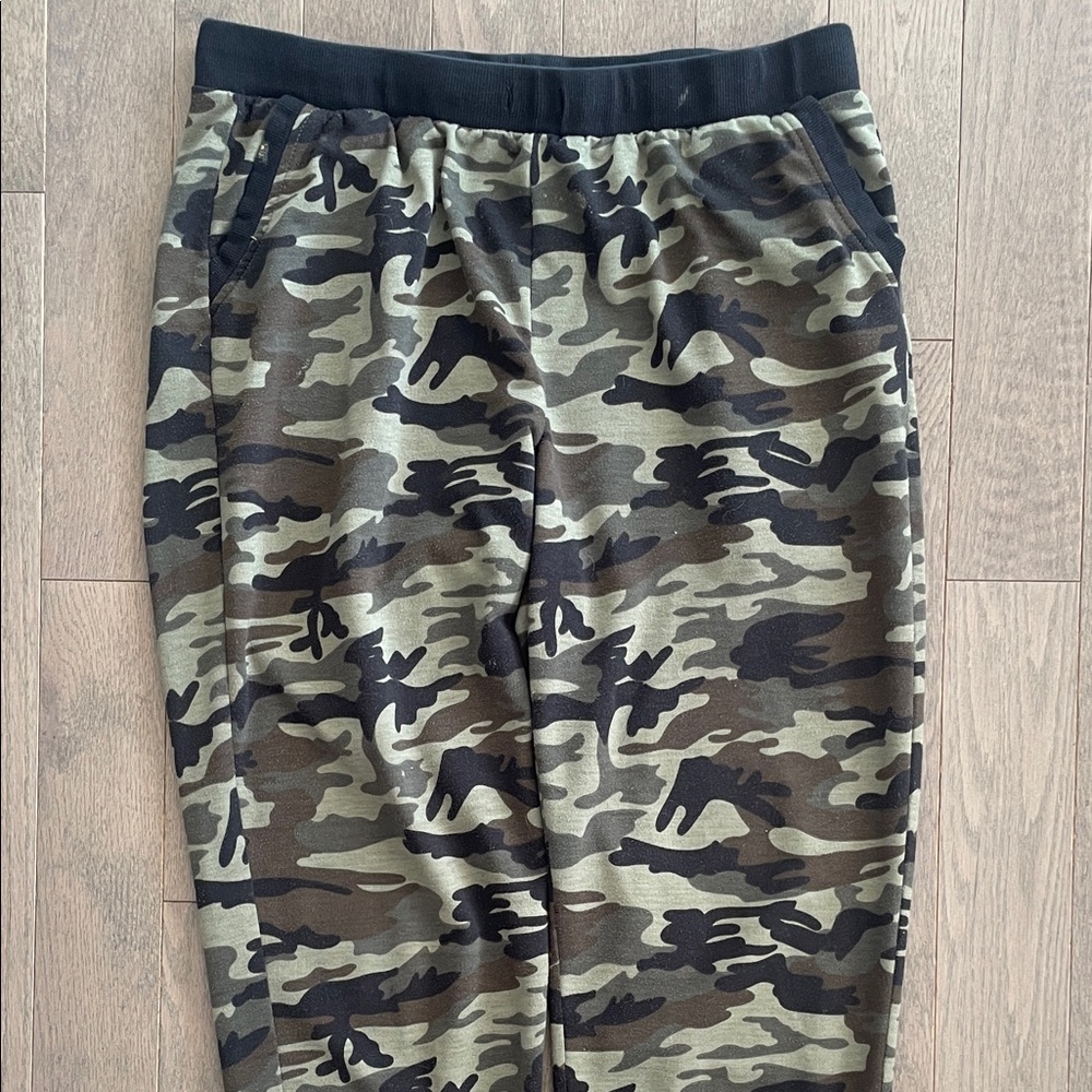 Another Story Camouflage Jogger Pants Green Camo Cuffed Flawed Size Large